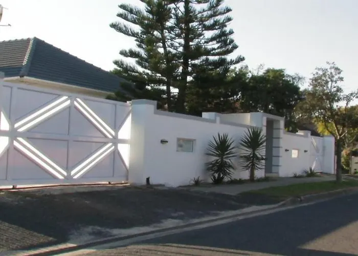 Bonani B & B